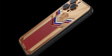 В России начали продавать кастомный золотой iPhone “Президент” – фото