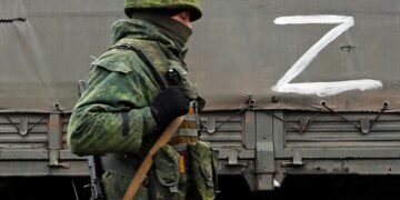 Загарбники заборонили особовому складу розмовляти з населенням окупованих територій