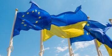 Єврокомісія виплатила перший транш Києву допомоги у 50 млрд євро, – Боррель