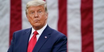Ілля Пономарьов пояснив, у якому випадку Трамп надасть Україні більше допомоги, ніж адміністрація Байдена