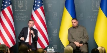 Салліван в Києві посилає Путіну сигнал, – Постернак 