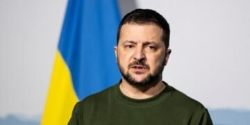 Зеленский назвал заявления папы Франциска по Украине «виртуальным посредничеством»