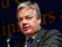 Еврокомиссар считает, что решение по использованию замороженных активов РФ примут в ближайшие недели