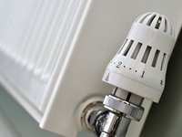 “Укрэнерго” отдало команду включить бытовых потребителей во всех областях страны, кроме четырех