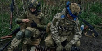«Это усугубляет уже и так истощенный моральный дух личного состава»