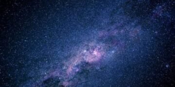 Учені знайшли в космосі ключовий компонент для зародження життя