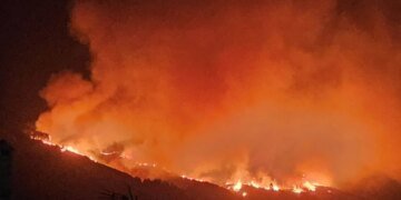 Взрывы, а потом пожар: неспокойный вечер выдался в Ростове. ВИДЕО