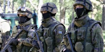 Еще одна страна НАТО не исключает отправку войск в Украину