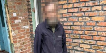 Засуджено псевдо-монаха, який освячував російські танки під час боїв за Київ