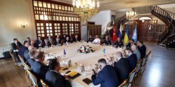 Почему сорвался мирный договор с РФ в 2022-м: Foreign Affairs узнал подробности