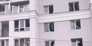 Атаки росіян на Чернігів: є жертви, багато поранених. ВІДЕО