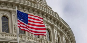 В США обнародовали законопроекты о помощи Украине и Израилю: что предлагается