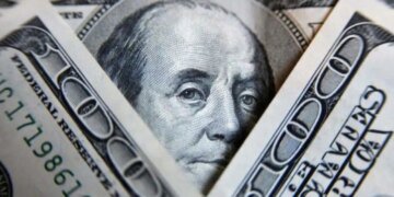 Доллар за 50 гривен? Прогноз Минэкономики на ближайшие годы