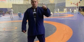 Уроженец Украины пудовыми кулаками гонял по улицам россиян