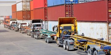 Експорт Китаю різко впав: відновлення другої економіки світу під сумнівом, – WSJ