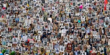 У містах Росії масово скасовують урочистості до 9 травня