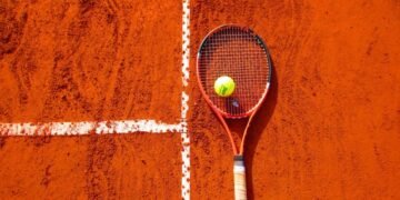 Международная федерация тенниса допустила спортсменов из РФ и Беларуси к участию в Олимпиаде