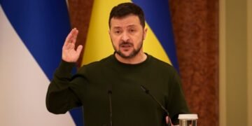 Зеленский предупреждает о недостатке ракет для ПВО Украины