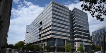 МВФ и Всемирный банк обсудят использование замороженных активов РФ для помощи Украине