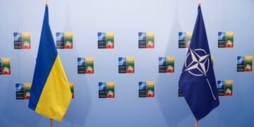 В НАТО оценили долю выведенных из строя нефтеперерабатывающих мощностей России