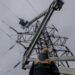 ДТЭК в марте восстановил электроснабжение более 715 тыс. абонентов в 4-х областях