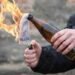 “Білий дім підривають!” – у РФ у будівлю уряду кинули коктейль Молотова