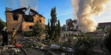 Российские войска усиленно атакуют Харьковскую область