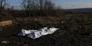Осуждённый за убийства в Чечне капитан спецназа погиб в Украине