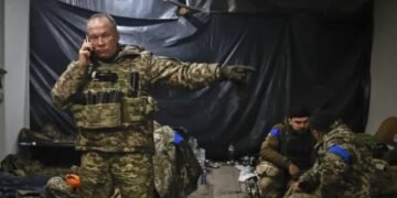 Сырский: украинские войска ведут оборонительные бои в Харьковской области