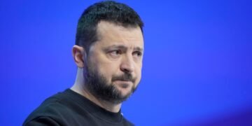 Зеленский обвинил «российских нацистов» в ударе по украинским регионам