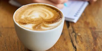 Що буде з організмом людини, якщо випити багато кави