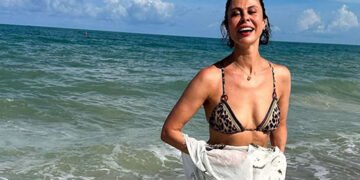 Ексдружина Віталія Кличка в леопардовому бікіні блиснула стрункою фігурою на відпочинку в Таїланді. ФОТО. ВІДЕО