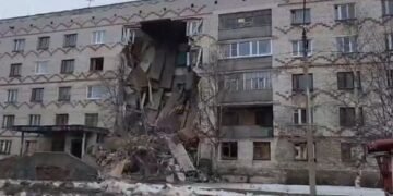 У Росії завалився гуртожиток, люди у шоці: глава регіону проігнорував та обіцяє допомогти “ЛНР”