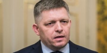 Пострілами у Фіцо знято ще одне табу в Словаччині – Politico