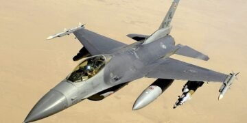 Американські пілоти готові керувати F-16 в Україні