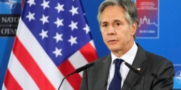 Блинкен заявил, что НАТО ответит на растущие гибридные атаки России
