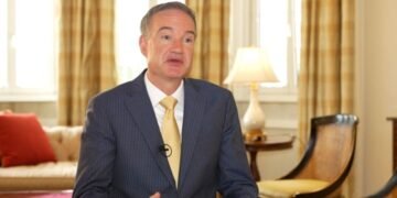 Майкл Карпентер – об использовании оружия США, усилении ПВО Украины и «саммите мира»