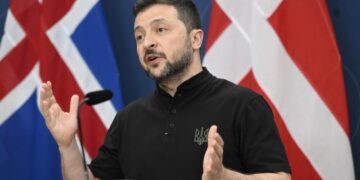Зеленский: использование западного оружия для удара по России – «вопрос времени»
