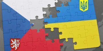 Чехия намерена выпроводить украинских беженцев домой: кого это коснется