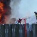Пожар на нефтебазе в Ростовской области РФ удалось локализовать только спустя сутки