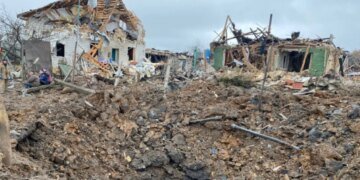 Наступление  РФ: на Харьковщине вводят запрет на проезд в три приграничных села