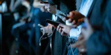 Россияне активно пишут доносы друг на друга