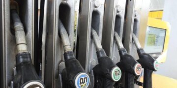 Бензин и дизель могут подорожать: к чему готовиться водителям