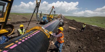 Кремль нашла кому втюхать свой газ: Газпром подписал меморандум