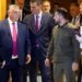 Орбан подошел к Зеленскому поговорить: выясняли отношения эмоционально и с помощью рук. ВИДЕО