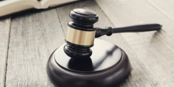 Витратили на собаку більше, ніж на прислугу: найбагатша родина Великої Британії потрапила в гучний скандал