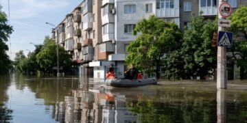 Украина потребовала от России компенсации за разрушение Каховской ГЭС