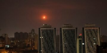 Ночью над Украиной сбили 17 беспилотников и семь ракет
