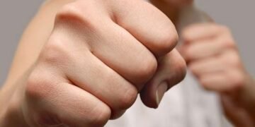У Києві побили добровольця 32-й ОМБр: деталі