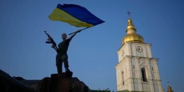 Опрос: больше половины украинцев отказываются жертвовать территориями Украины ради окончания войны